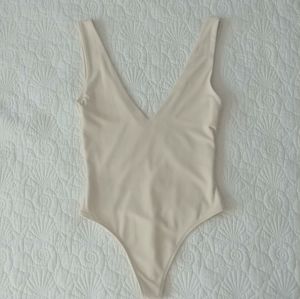 Beige Contour V-neck Bodysuit Sz XS